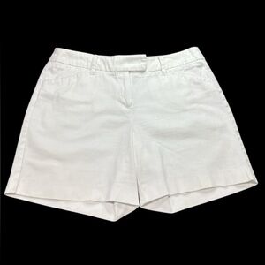 ZAC & RACHEL White Stretch Dress Shorts | Runs Small | Approx Size 6โ8